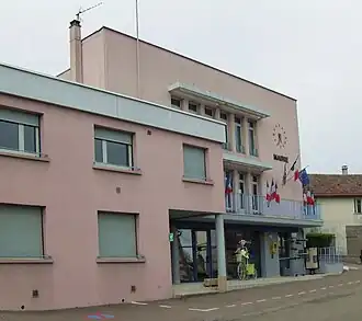 The town hall in Mélisey