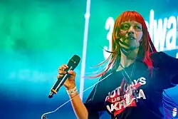 Akriila performing live at Madrid Pride 2025, Puerta del Sol.