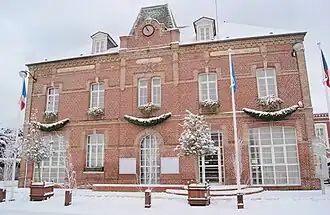The town hall in Offranville