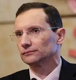 Head and shoulders photo of Mario Piattini