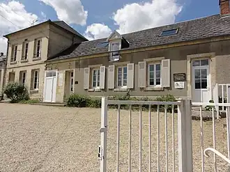 The town hall of Merlieux-et-Fouquerolles