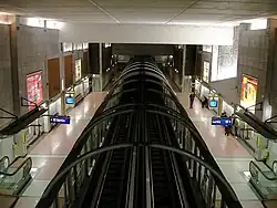 Line 14 platforms at Cour Saint-Émilion