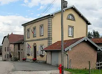 The town hall in Montmotier