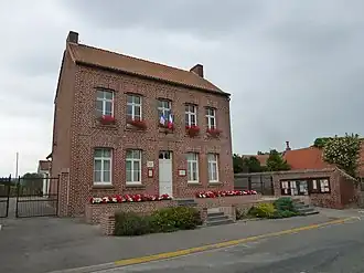 The town hall of Nielles-lès-Ardres