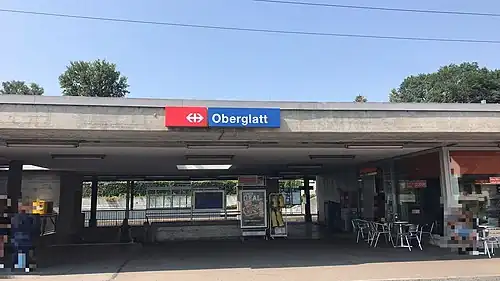 Canopy-covered platform