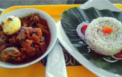 Ofada rice is traditionally in a leaf.[179]