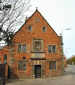 Old School incorporating schoolhouse and almshouses