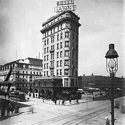 Pabst Hotel, 42nd Street, New York City (in 1902)