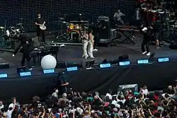 Paola & Chiara at the Amiche per l'Abruzzo event following the 2009 L'Aquila earthquake