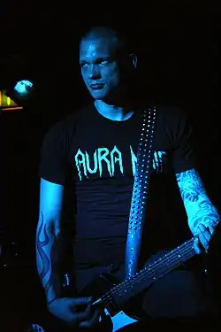 Pete Evil during a concert in 2007