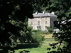 Plas Glyn-y-Mel, including quadrant wall & gatepier to W service court