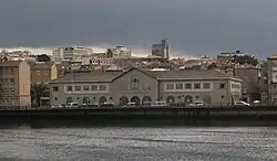 Market and Lérez River