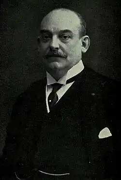 Photographic portrait of Francqui in middle age