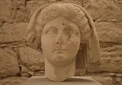 Female Portrait, 1st Century, 32 x 32 x 22&nbsp;cm