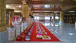 Offering ceremony at Wat Paknam Bhasicharoen