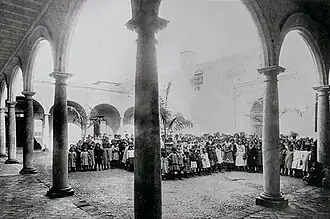 Crowd at the hospital