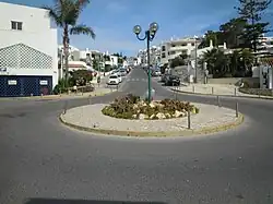 The small rounabout on the Rua Ramalho Ortigao, behind the middle section of the beach.