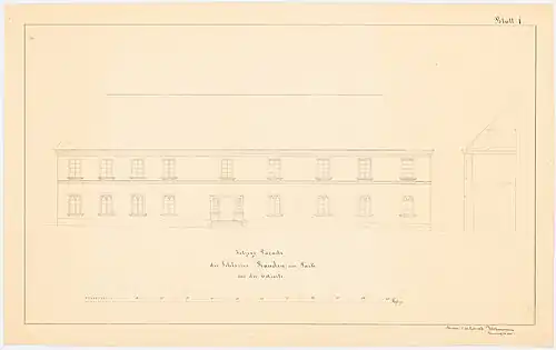 East courtyard facade of the palace