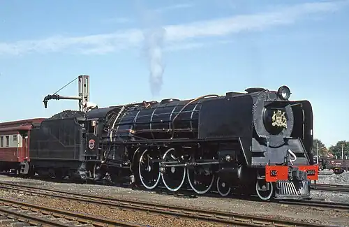 No. 858 with smoke deflectors at Orange River station, 23 April 1981