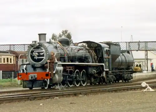 No. 2439 at Klipplaat, 1 October 1989