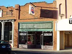 Warner's Drug Store – 1904