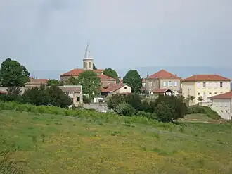A general view of Saint-Avit