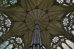 The vault of the chapter house at Salisbury Cathedral (1275–1285)