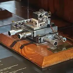 Scanning tunneling microscope made by Emch and used at Geneva University between 1986 and 1990