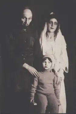 Sharifzade with partner Marziyya Davudova and their daughter Firangiz Sharifova