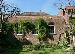 The south face of the meeting house.