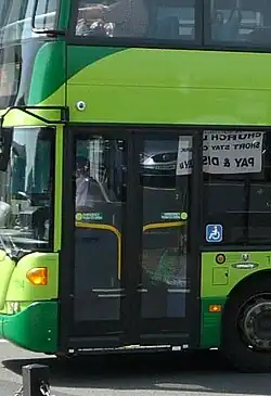 Closed inner gliding doors (double panel)