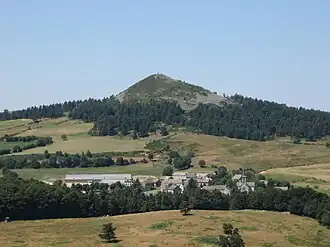 Saint-Laurent-de-Muret and the Pic de Mus