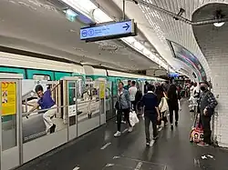 Line 13 platforms with automatic platform gates (closed)