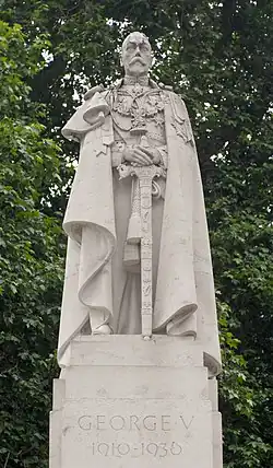 A close up of the statue on top of the plinth