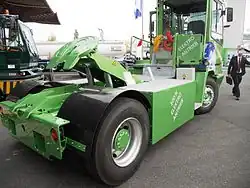 Electric tractor unit