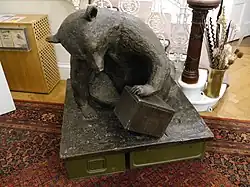 Sculpture by David Harding in the Sikorski Museum, London