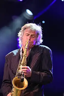 The Straits - Chris White - 11 (15258457176).jpg