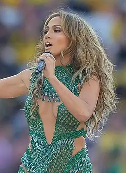 Jennifer Lopez singing onstage