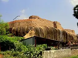 Stone And Brick Fort (Thirumayam Fort)
