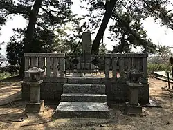 Nakayama Tadamitsu grave