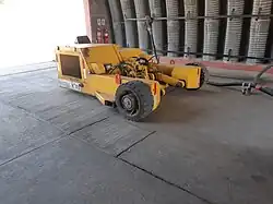 Towbarless tug (NadHaf) for fighter aircraft in Israeli Air Force