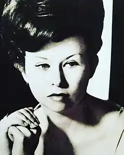 Publicity picture of Anne Warren