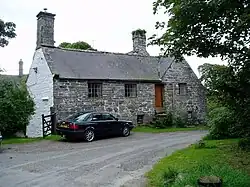 Uchel-dref, Ucheldref