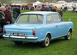 Viva HA de luxe from behind. The styling of the HA was acceptably modern though in most respects, compared to its replacement, it was a relatively plain design.