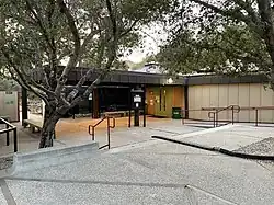 Exterior of the nature center, featuring live animal exhibits