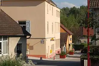 The town hall and bakery in Ranchot