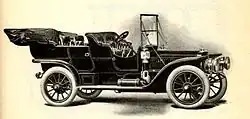 1908 Winton touring car