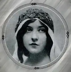 Yona Landowska in 1915